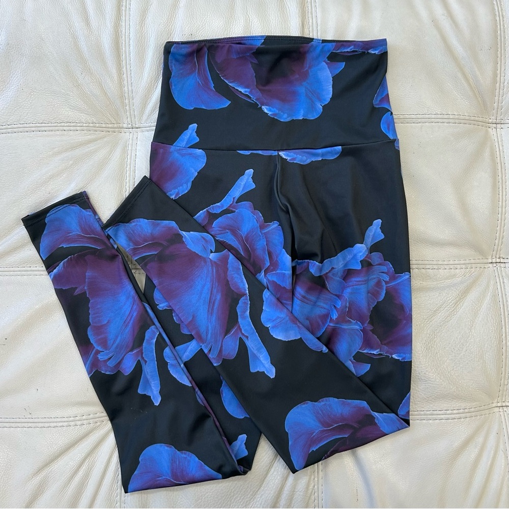 Onzie Floral High-Rise Leggings XS